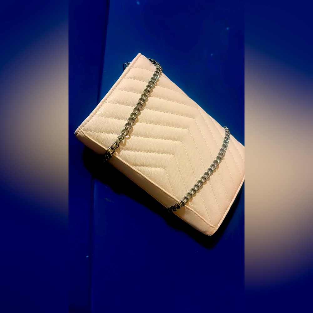 Cute Clutch